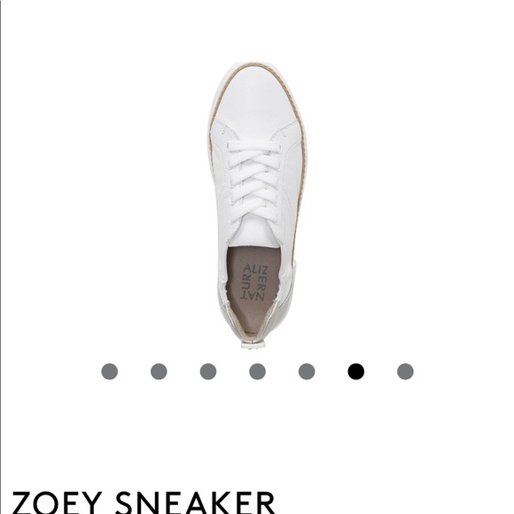 Naturalizer Sneakers - Picture 3 of 6